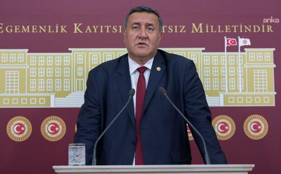 “İKİ AYLIK SÜREDE EN AZ 351 BİN KİŞİ İŞSİZ KALDI”