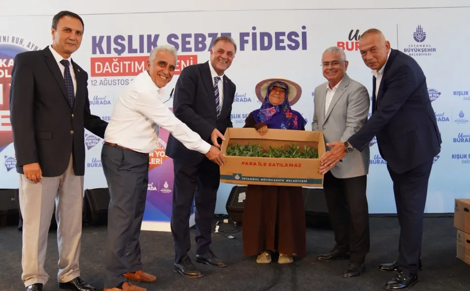 İBB'DEN ÇİFTÇİLERE ÜCRETSİZ KIŞLIK SEBZE FİDESİ