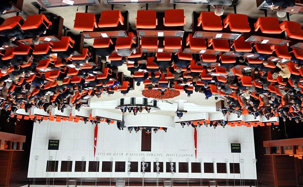 YASA KABUL EDİLDİ. BU OY ORANININ GERÇEKTEN HALKTA KARŞILIĞI VAR MI?