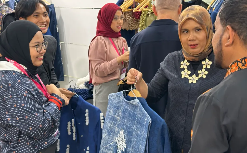 TÜRKİYE, ENDONEZYA TEKSTİLİNİN AVRUPA'YA AÇILAN KAPISI