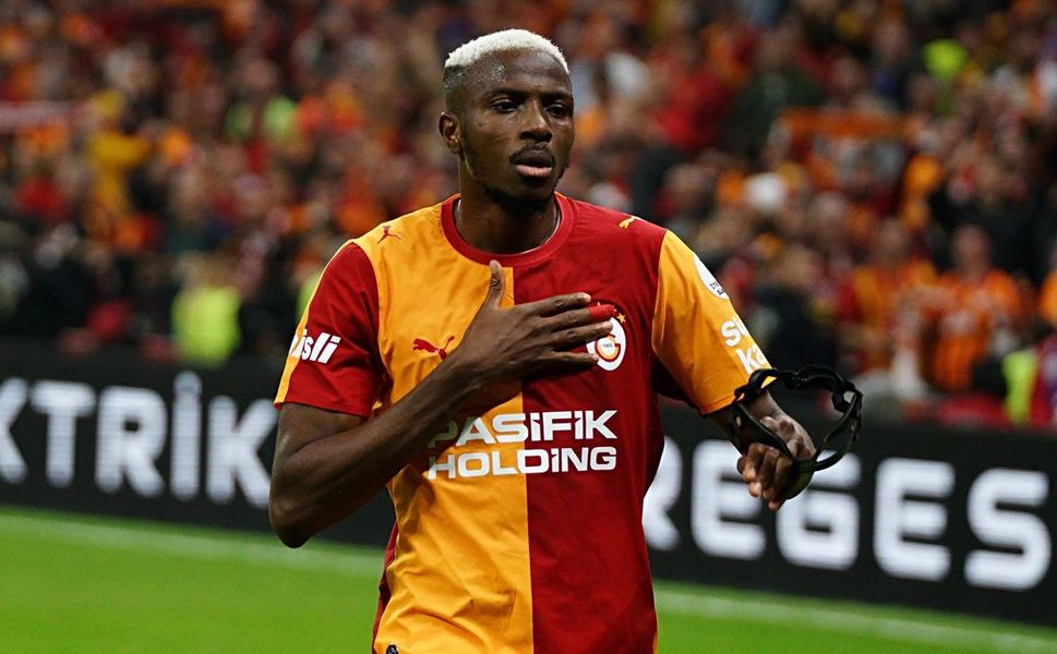 GALATASARAY DERBİDE FENERBAHÇE'Yİ 2-1 MAĞLUP ETTİ